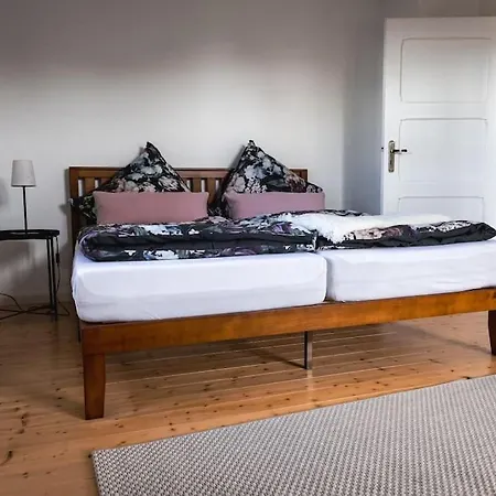 Auszeit Altenhorst, *